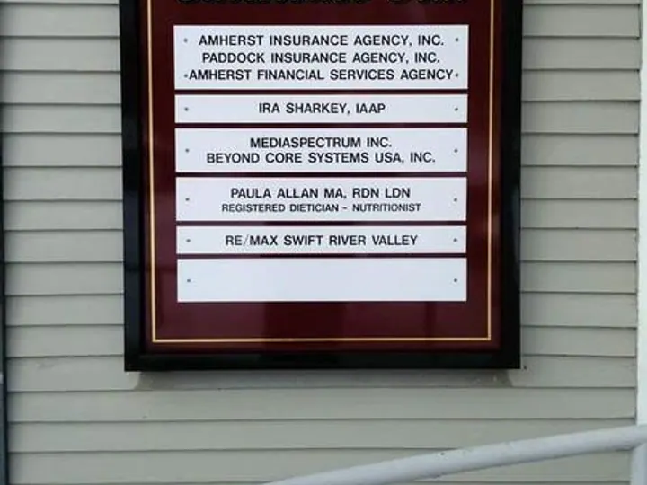 20 Gatehouse Rd — Directories by Hale Custom Signs