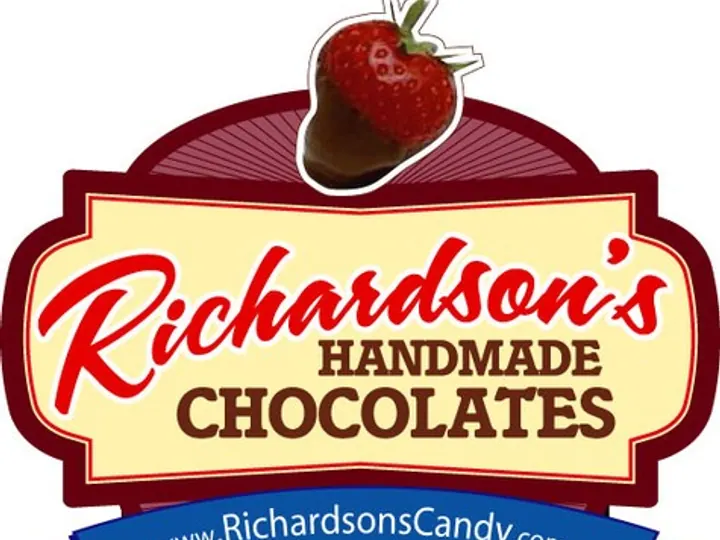Richardsons Front sign R1 — Custom Design & Graphics by Hale Custom Signs