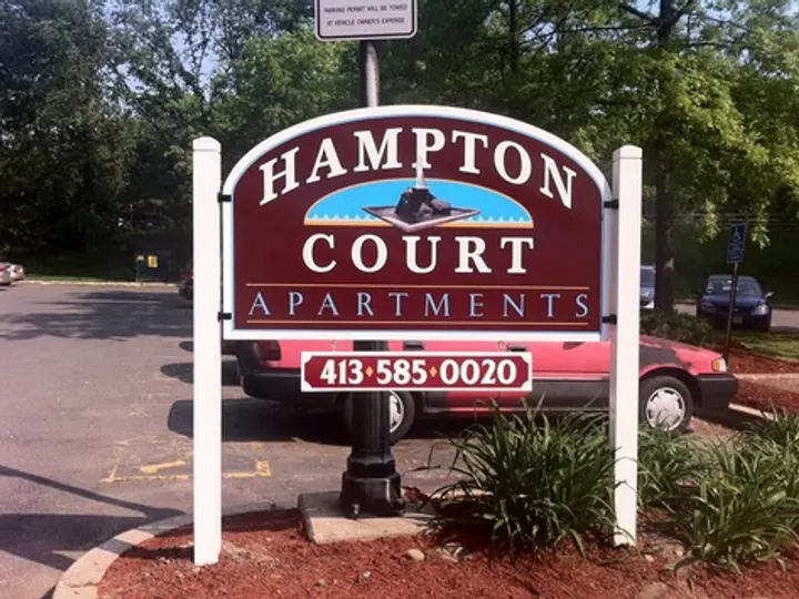 Hampton Court Apartments — Post & Panel Signs by Hale Custom Signs